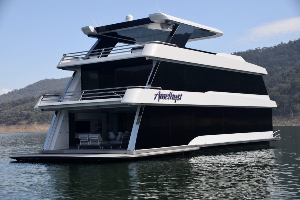 Luxury Houseboat